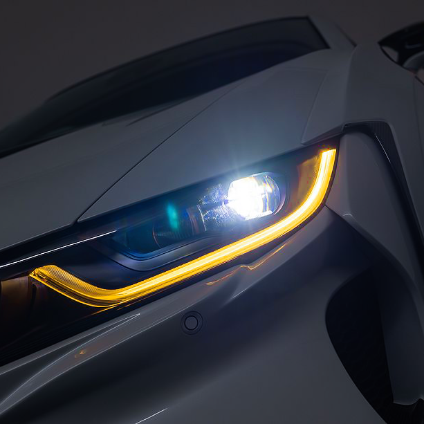 Yellow DRL - BMW i8